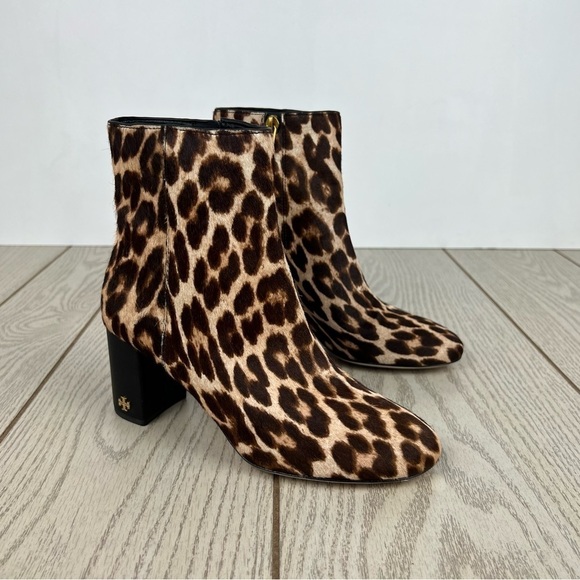 Tory Burch Brooke Leopard Calf Hair Ankle Heeled Booties 6 Brown/Tan/Black $398 - Picture 1 of 10